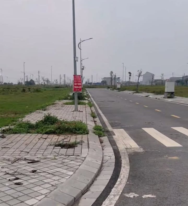 Shophouse Tứ Trưng - Mặt tiền 6m, 102m² - Giá 3.9 tỷ