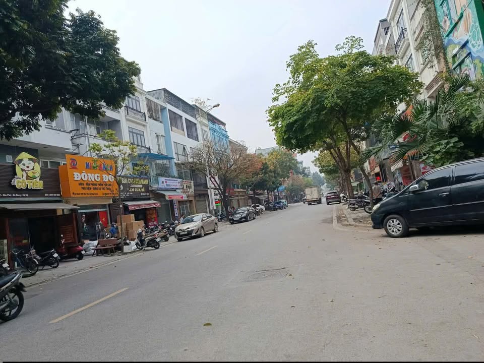 Nhà Phố Kinh Doanh Văn Phú, Hà Đông 90m² - Mặt Tiền 4.5m, 5 Tầng