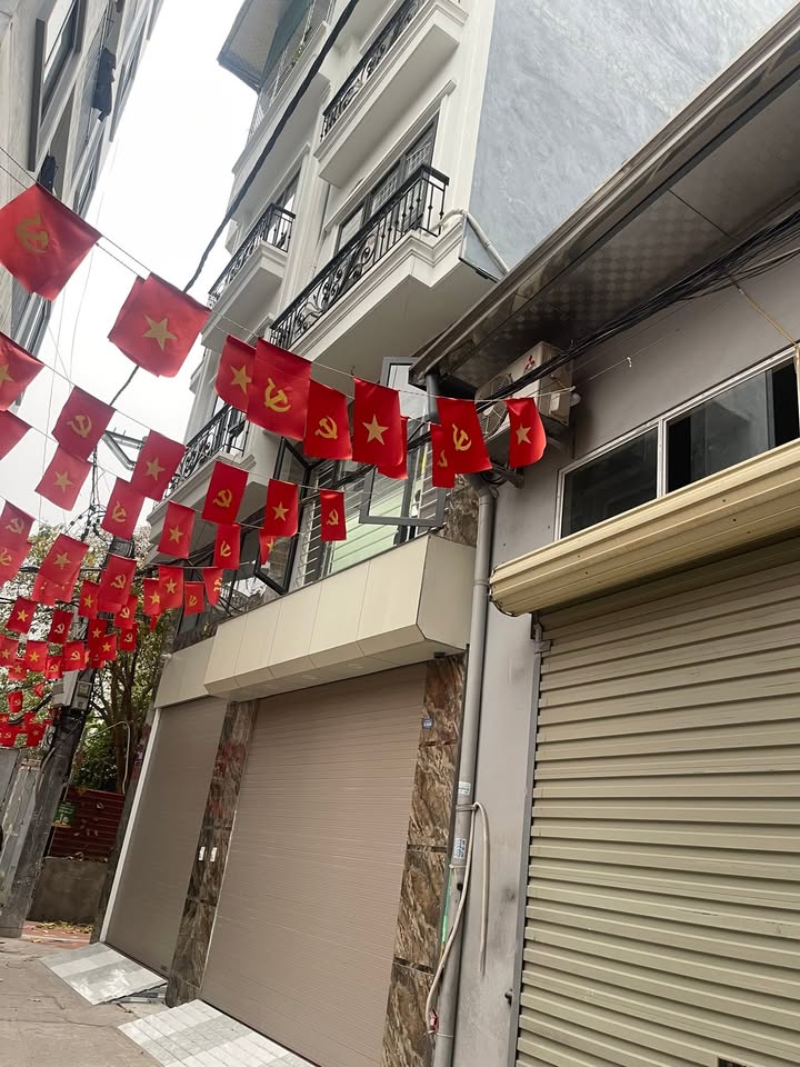 Nhà riêng Hoàng Liệt, Hoàng Mai 33m² - Sổ hồng sẵn, ô tô gần nhà!