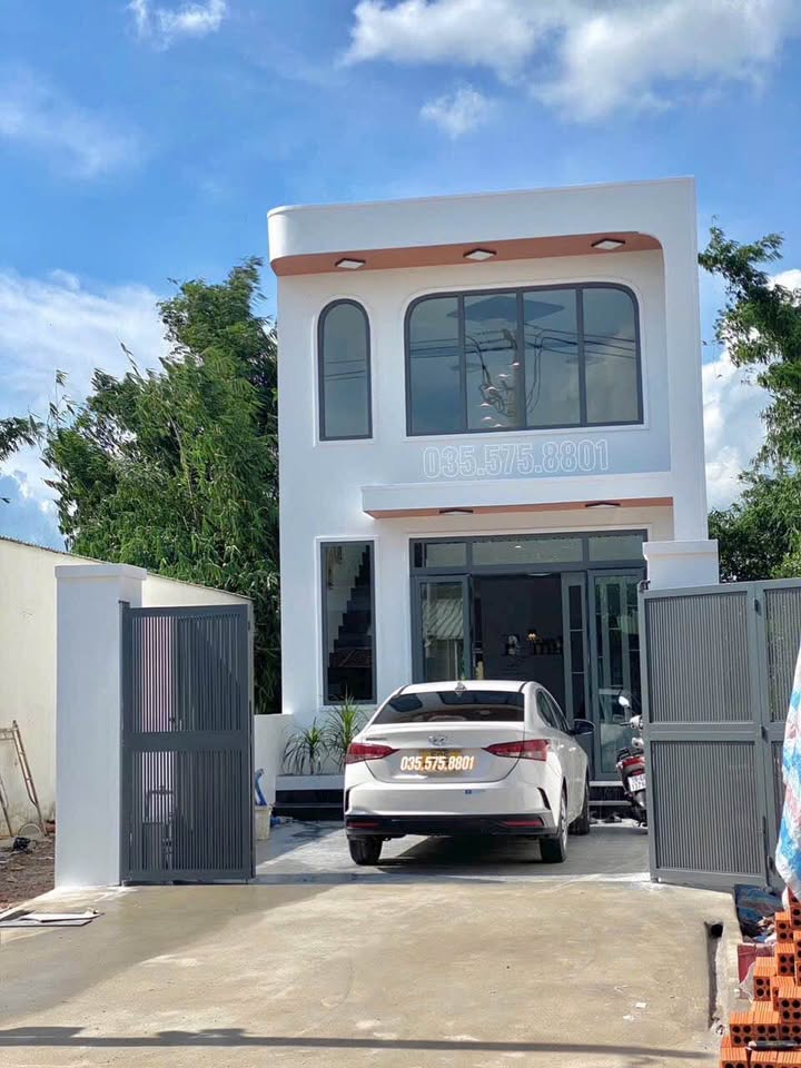 Nhà riêng Củ Chi 135m² - Ô tô vào tận nhà, sổ hồng sẵn!