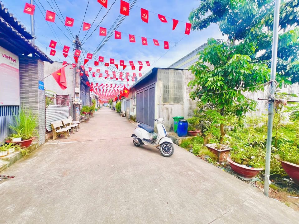 Bán Đất Sổ Riêng Trảng Dài, Biên Hòa 100m² - Hướng Tây, Giá 1.35 Tỷ