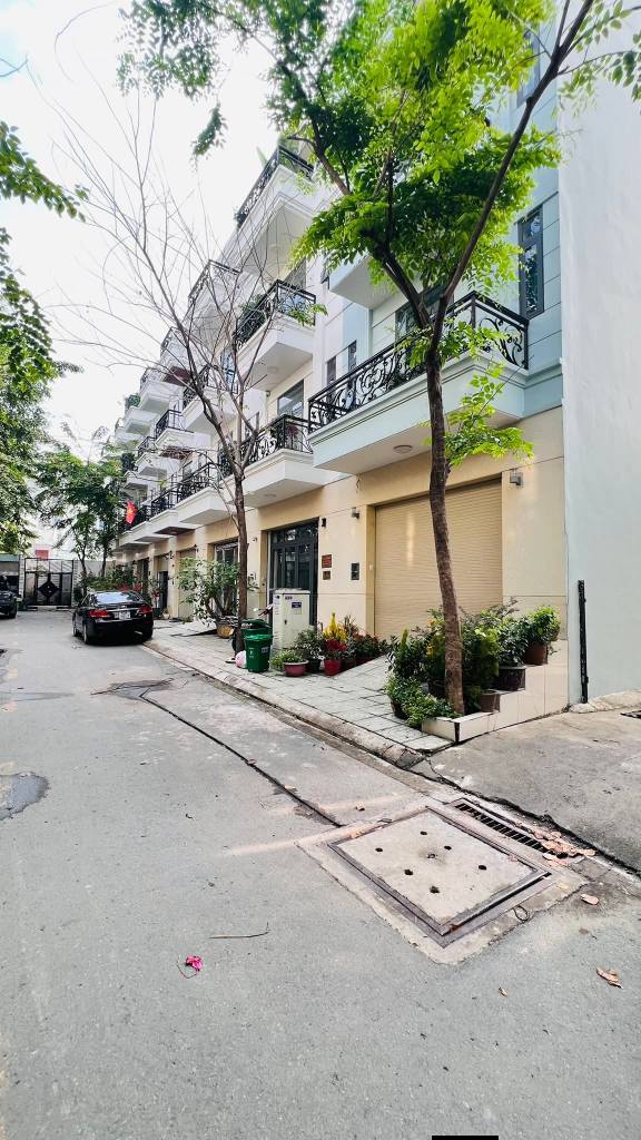 Nhà nguyên căn Thạnh Lộc Q12 14.5 triệu - Full nội thất, ở ngay!