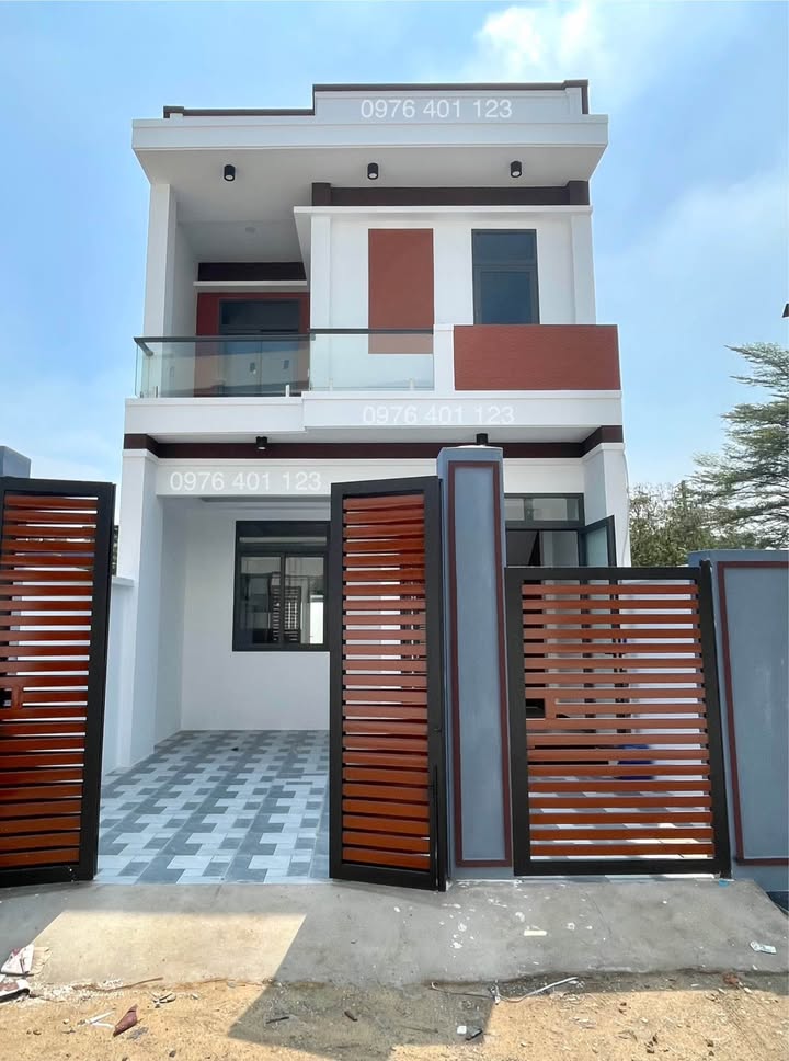 Nhà 2 Tầng Mới Đẹp Huyện Củ Chi - Sổ Hồng Riêng, Full Thổ Cư