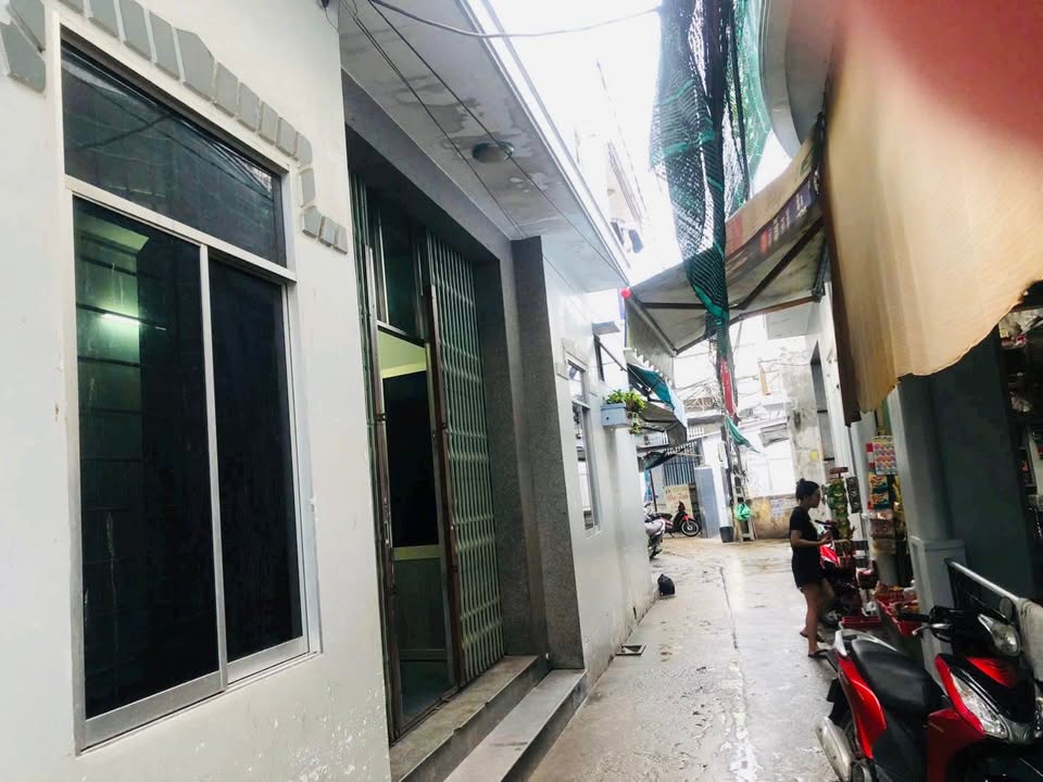 Nhà Góc 2 Mặt Tiền 77.7m² Gần Champa Island, Nha Trang - Giá 3.1 Tỷ
