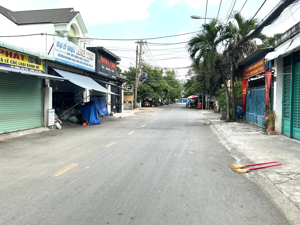 Nhà Phố Kinh Doanh Linh Trung, Thủ Đức 90m² - Mặt Tiền Kinh Doanh Đắc Địa