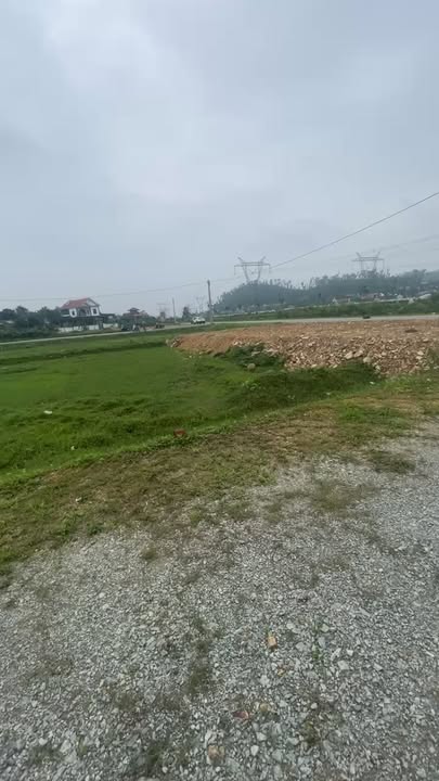 Bán Gấp Đất Kẻ Bạ 200m² - Sổ Đỏ Sẵn Sàng, Gần Trường Học