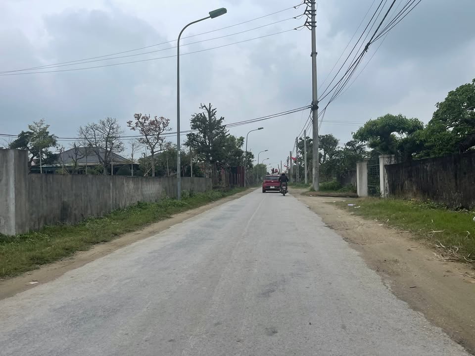 Đất Mặt Tiền Đường Cần Vương, TP Vinh 249.7m² - Sổ Đỏ Sẵn Sàng