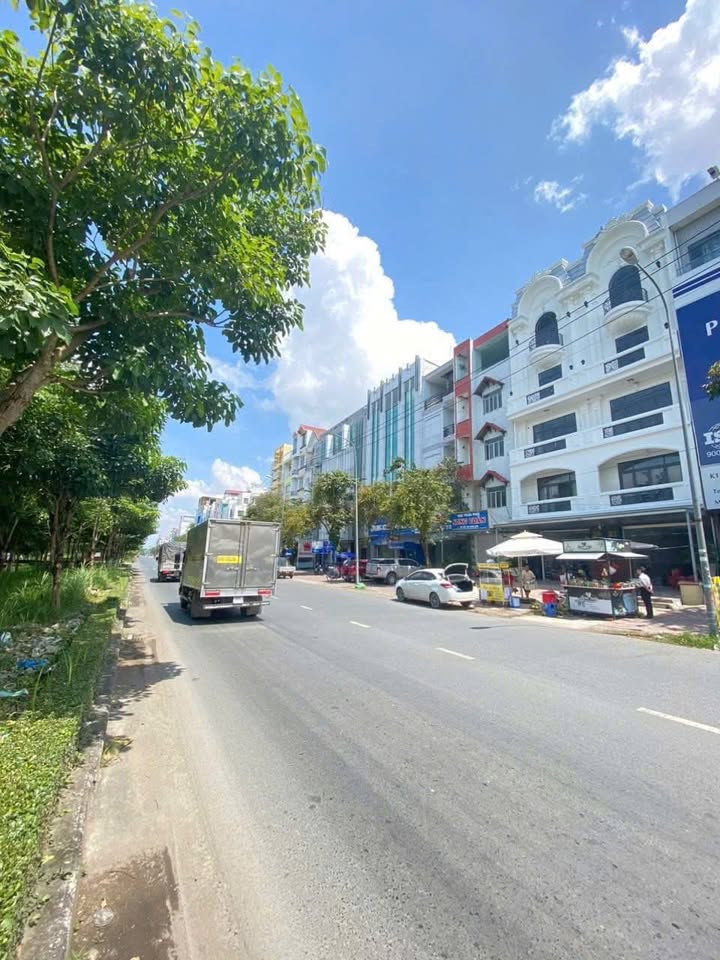 Mặt Tiền Võ Nguyên Giáp Cần Thơ - Cặp Nhà 125m² Hướng Tây Nam Giá Tốt