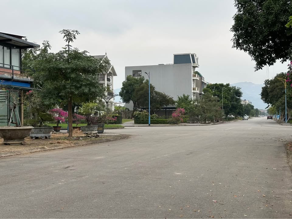 Bán đất nền 100m² KĐT Tân Việt, Bắc Giang - Sổ đỏ chính chủ, giá tốt