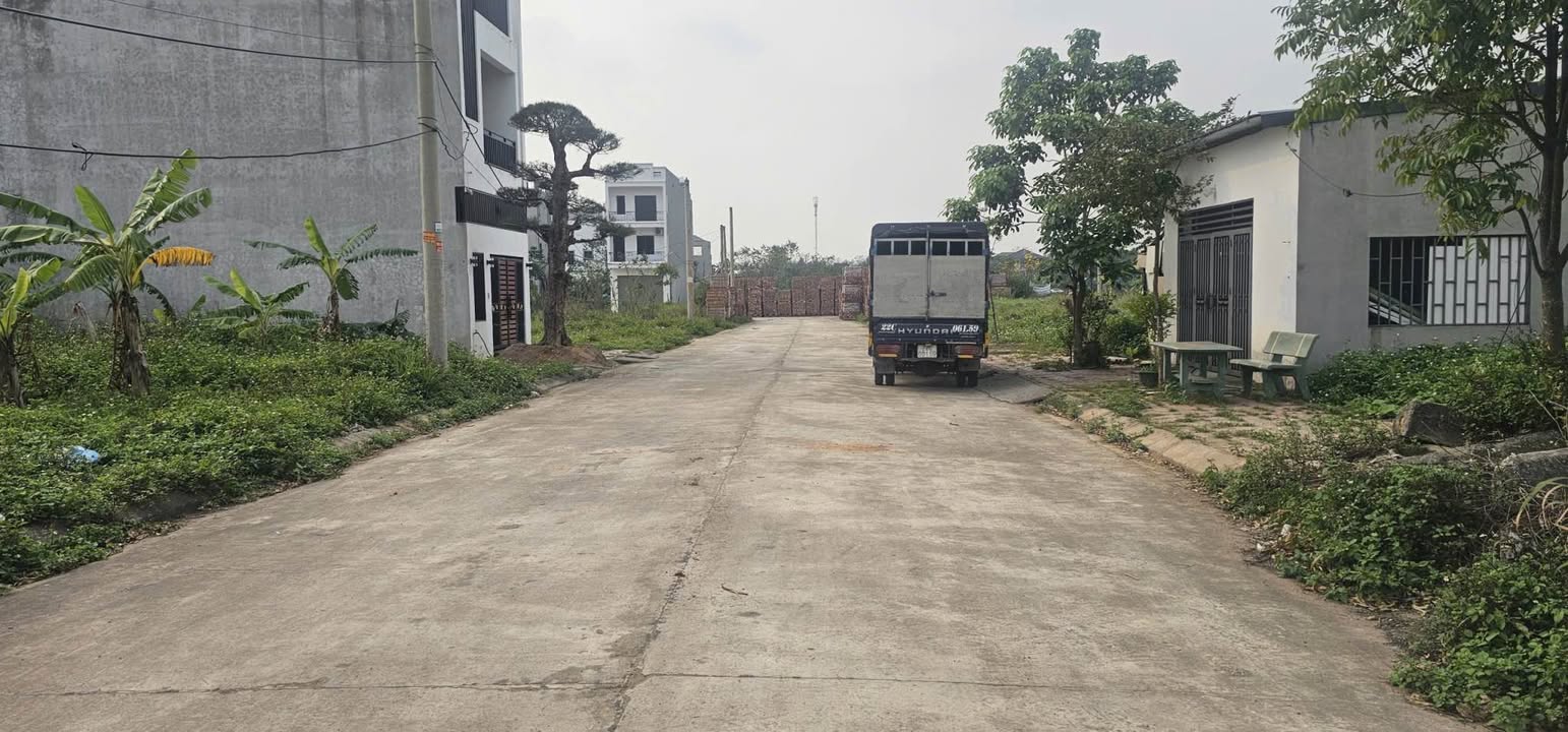 Đất Nền Làng Mạ - Việt Trì 100m² Sổ Hồng, Giá 1.5 Tỷ - Bán Gấp!