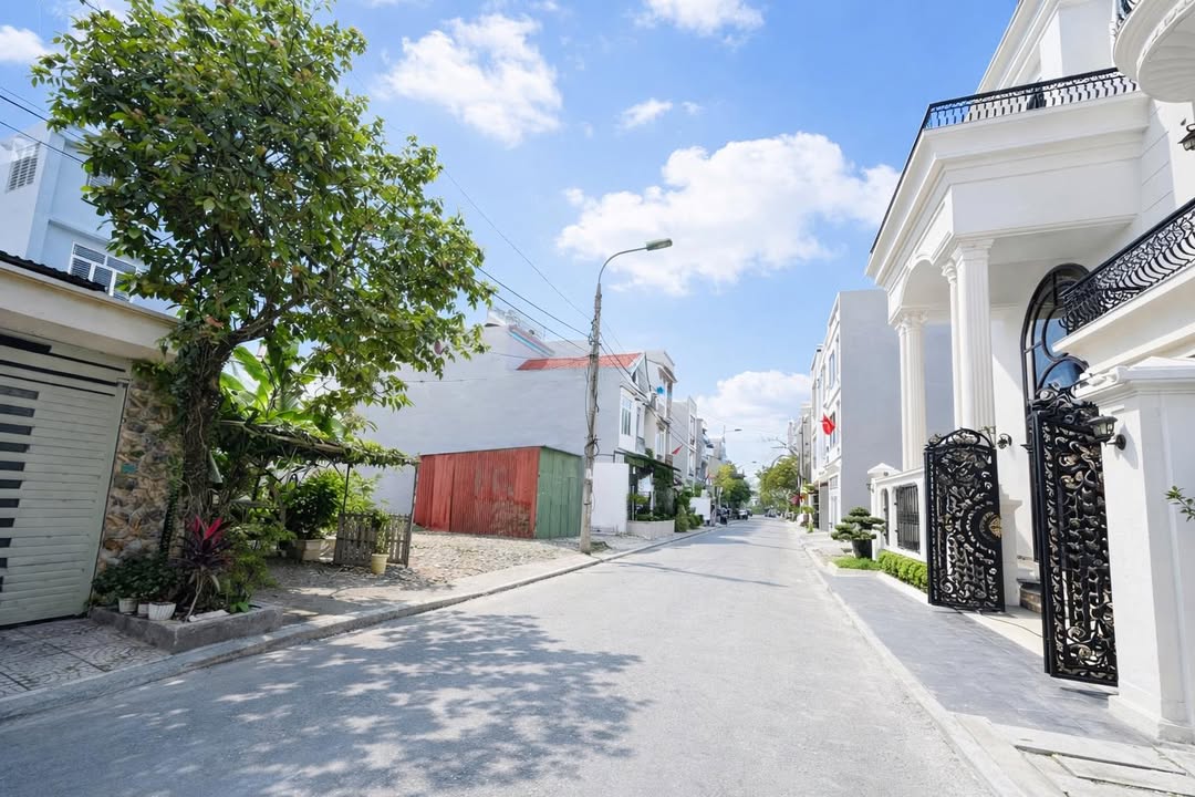 Đất Nền Nguyễn Du Việt Trì - 81m² Sổ Đỏ Sẵn Sàng, Giá 4.9 Tỷ