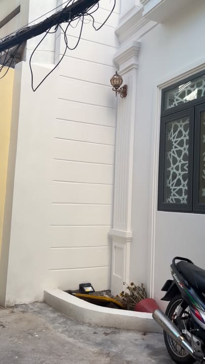 Nhà Phố Căn Góc Đường 3/2, Q10 60m² - Vị trí đắc địa, hiếm có!