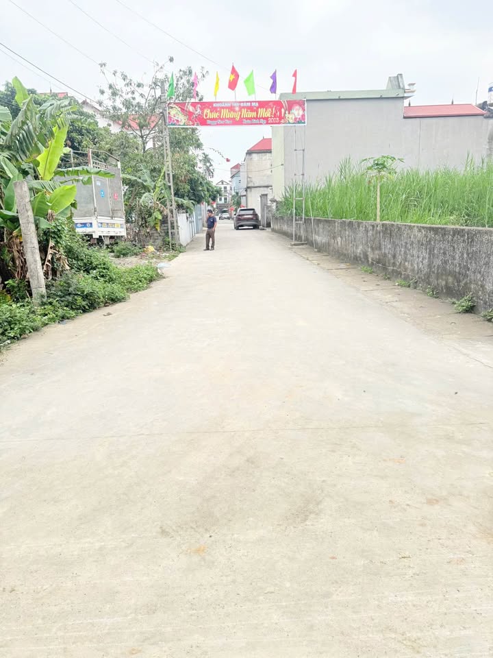 Đất nền Thôn Chùa, Yên Dũng 130m² - Sổ đỏ chính chủ