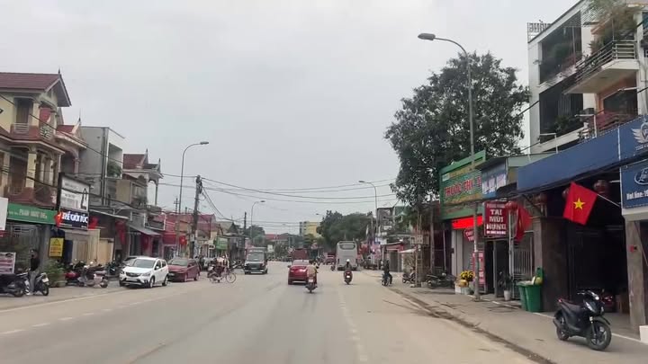 Nhà Mặt Tiền QL 48A Quỳnh Lưu - Kinh Doanh Sầm Uất, 87m², 3.2 Tỷ