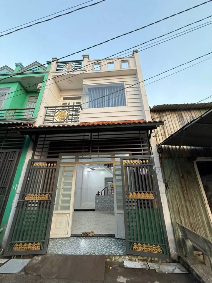 Nhà Riêng Đường 1A Bình Chánh 60m² - Giá tốt hiếm có, chỉ 2.4 tỷ!