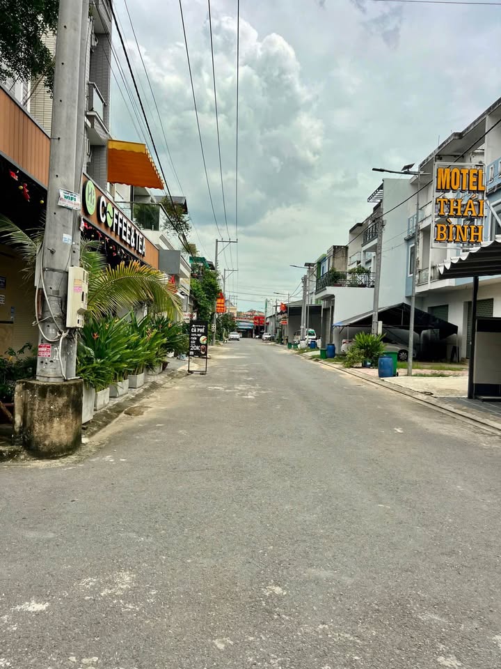 Nhà Phước Tân, Biên Hòa 87m² - Sổ hồng sẵn, ô tô vào tận nhà!