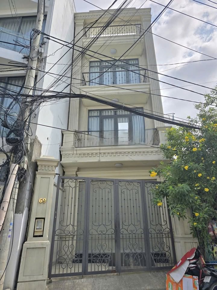 Nhà Nguyên Căn 4PN, TP. Thủ Đức - Giá 25 Triệu/tháng