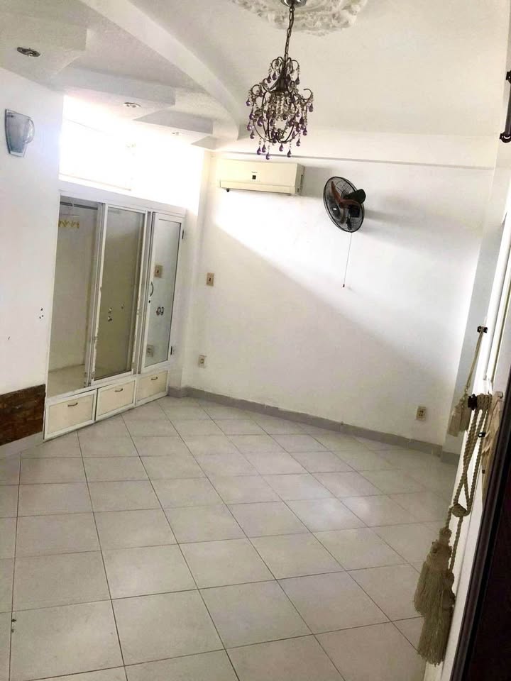 Nhà Riêng Lê Văn Sỹ Q3 70m² giá 11 tỷ - Sẵn sàng ở ngay!