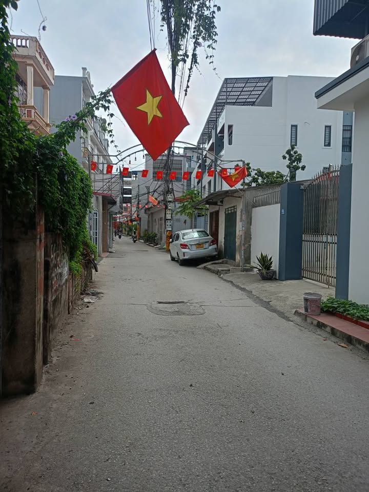 Nhà Ngô Gia Tự 184m² 4 Tầng Giá 4.2 Tỷ - Sẵn Sàng Vào Ở