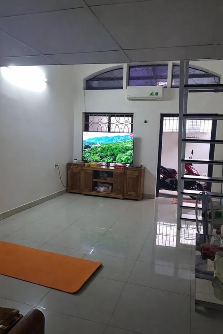 Nhà Đồng Hòa, Kiến An 71m² - 2.35 Tỷ, Sổ Đỏ Chính Chủ, Gia Đình An Cư