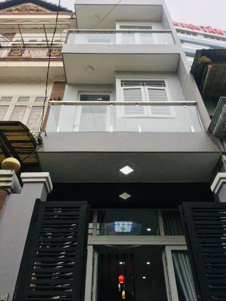 Nhà nguyên căn Trần Xuân Soạn Quận 7, 11 triệu/tháng - Sẵn sàng ở ngay!