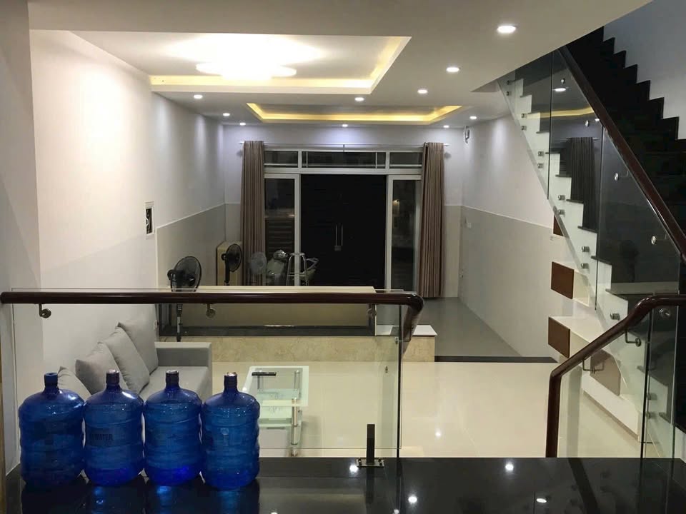 Nhà Nguyên Căn 100m² Nguyễn Hữu Thọ Nhà Bè - Full Nội Thất, Giá 22 Triệu/Tháng