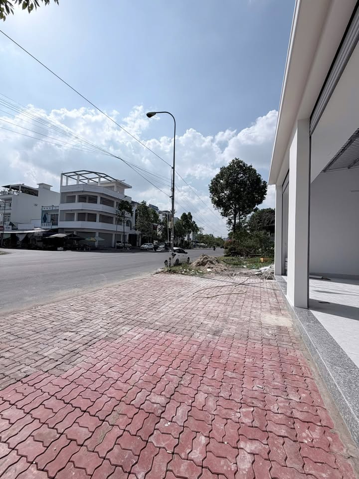 Mặt Tiền Kinh Doanh Đường 1B Nam Long, Cần Thơ - 200m², 16 Triệu/Tháng