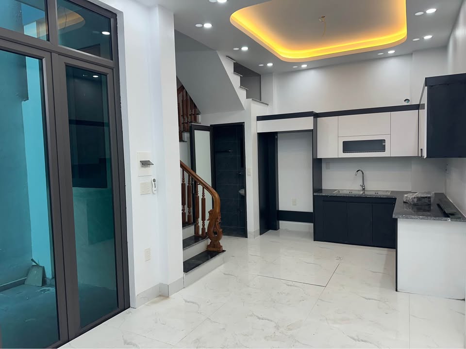 Nhà riêng 4 tầng Trần Thủ Độ, Thái Bình 5 triệu - Ô tô vào tận nhà!