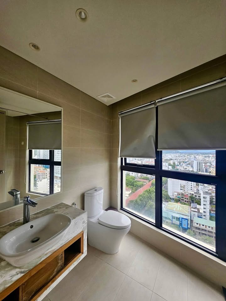 Cho thuê Căn hộ GoldCoast Nha Trang 61m² 2PN - View biển, Nội thất cao cấp