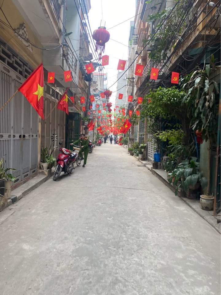 Nhà Riêng Phú Diễn 35m² Lô Góc, Ô Tô Vào Tận Nhà!