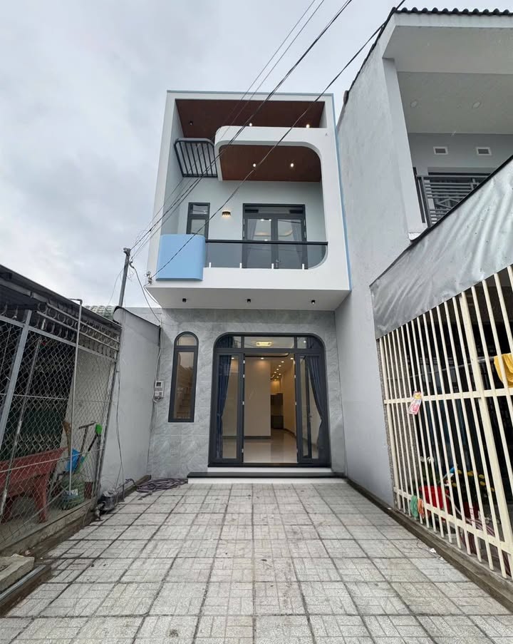 Nhà riêng Long Xuyên 72m² - Thiết kế hiện đại, ô tô vào tận nhà!