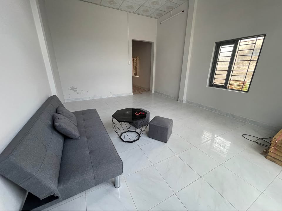 Nhà Lô Góc 92m² Âu Cơ, Đà Nẵng - Kiệt Ô Tô Thông, Giá 3.x Tỷ