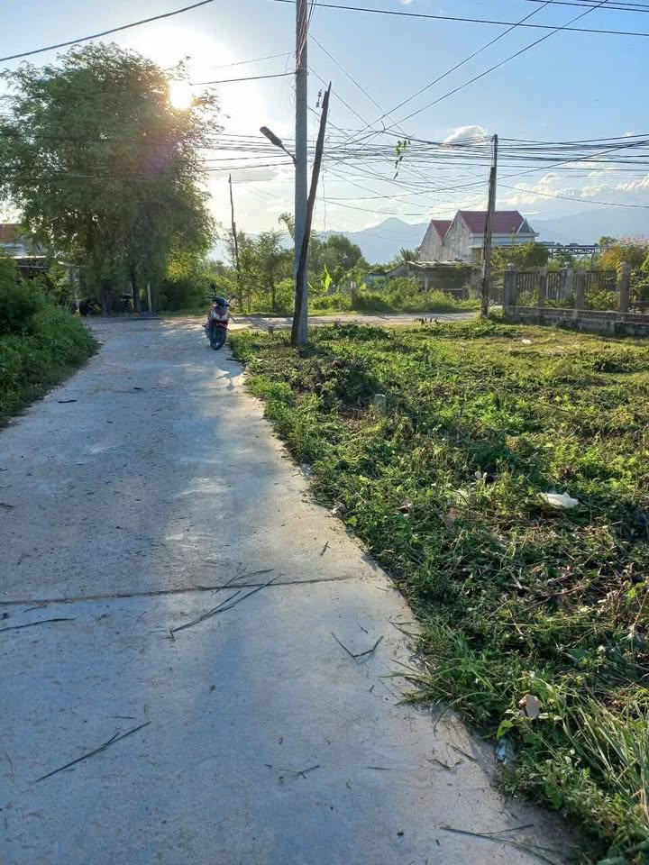 Đất nền Ninh Sim, Ninh Hòa 298m² giá 1.35 tỷ - Sổ đỏ chính chủ