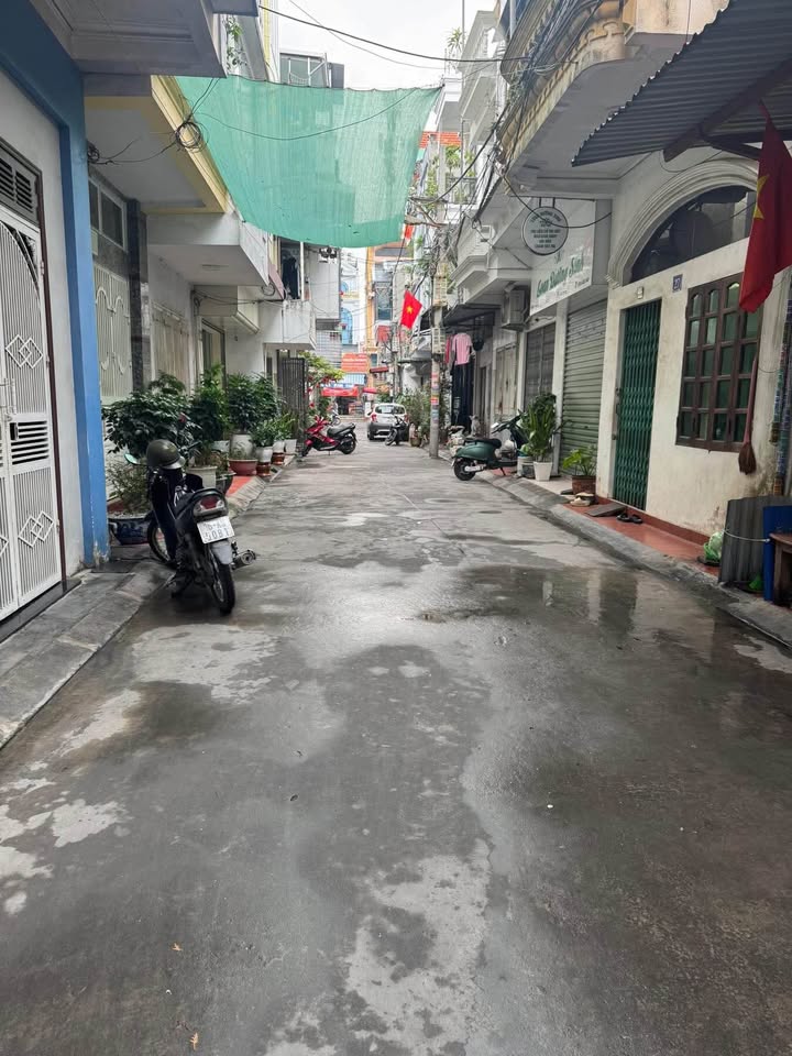 Nhà Trại Chuối Hồng Bàng 43m² giá 2.89 tỷ - Giá tốt hiếm có!