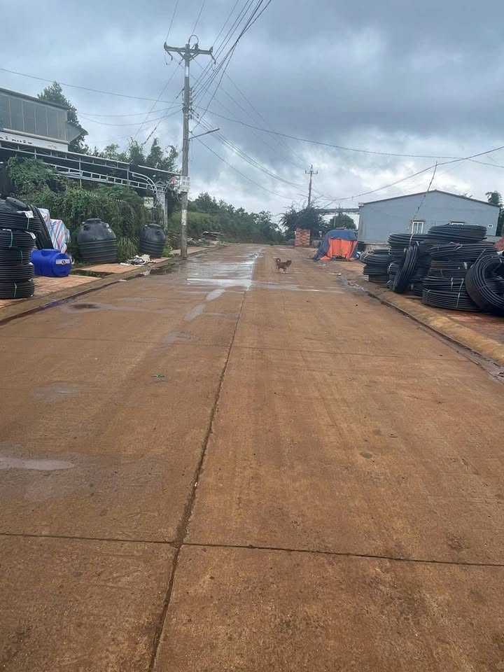 Nhà Đường Lớn Phường B'lao, Bảo Lộc - 330m² Giá 960 Triệu, Sổ Sẵn