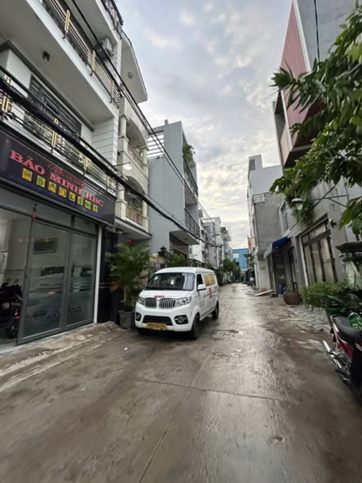 Nhà Hẻm Xe Hơi Lê Trọng Tấn, Tân Phú - 100m², Sổ Hồng Riêng