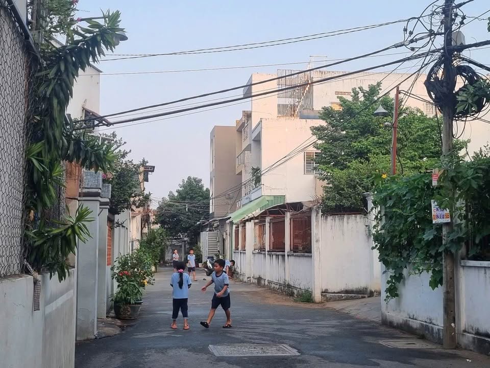 Đất nền Hiệp Phú Quận 9 81m² 6.39 tỷ - Sổ đỏ chính chủ