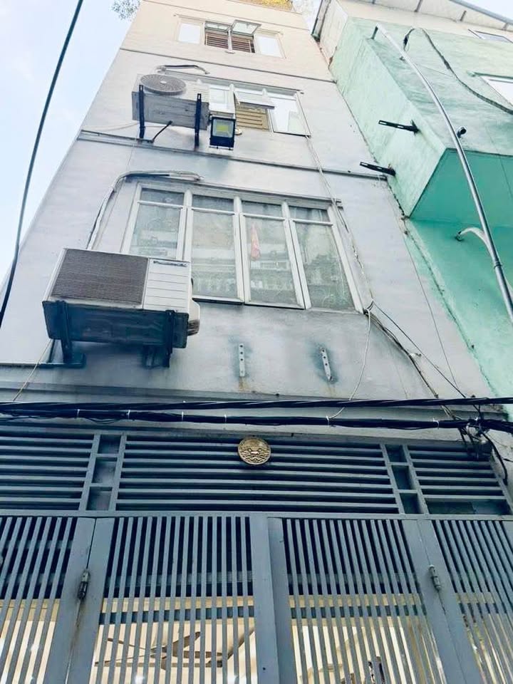 Nhà riêng Mễ Trì 36m² 5 tầng - Sẵn sàng ở ngay, ô tô đỗ gần!