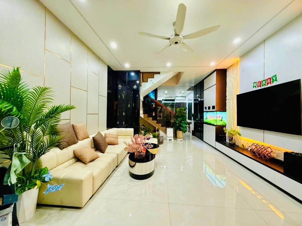 Nhà Phố 78.5m² Sát Hoàng Huy Mall, Hải Phòng - Full Nội Thất Luxury