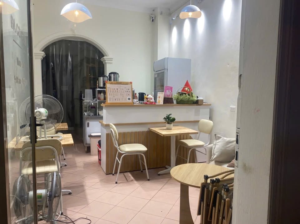 Cho thuê mặt bằng kinh doanh mặt tiền 5m, Cầu Giấy - 5 Triệu/tháng