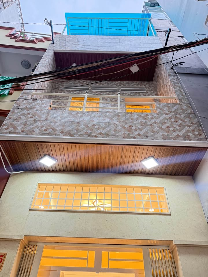 Cho thuê nhà 3x7m Quận 1 - Gần Bùi Viện, 3PN, Giá 12 Triệu