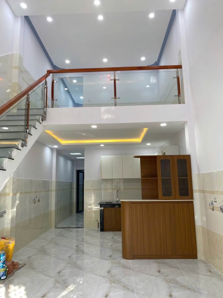 Nhà Riêng Bình Chánh 60m² giá 1.6 tỷ - Sẵn sàng ở ngay!