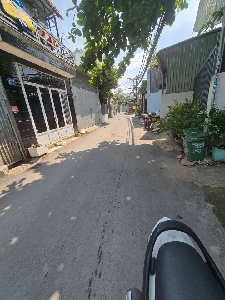 Nhà 48m² 2 Tầng, 3PN Ngay Chợ Cầu Q12 - Giá 3.2 Tỷ