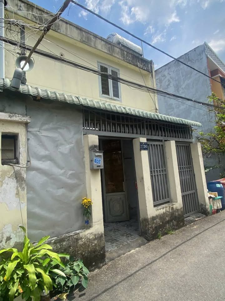 Cho thuê nhà 50m² có gác, 2PN đường 11 Linh Xuân, Thủ Đức - Giá 4.5 triệu