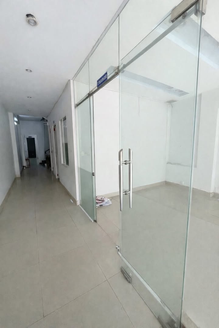 Cho thuê nhà 5 tầng mặt tiền Hòa Cường Bắc, Hải Châu - 750m² KD sầm uất