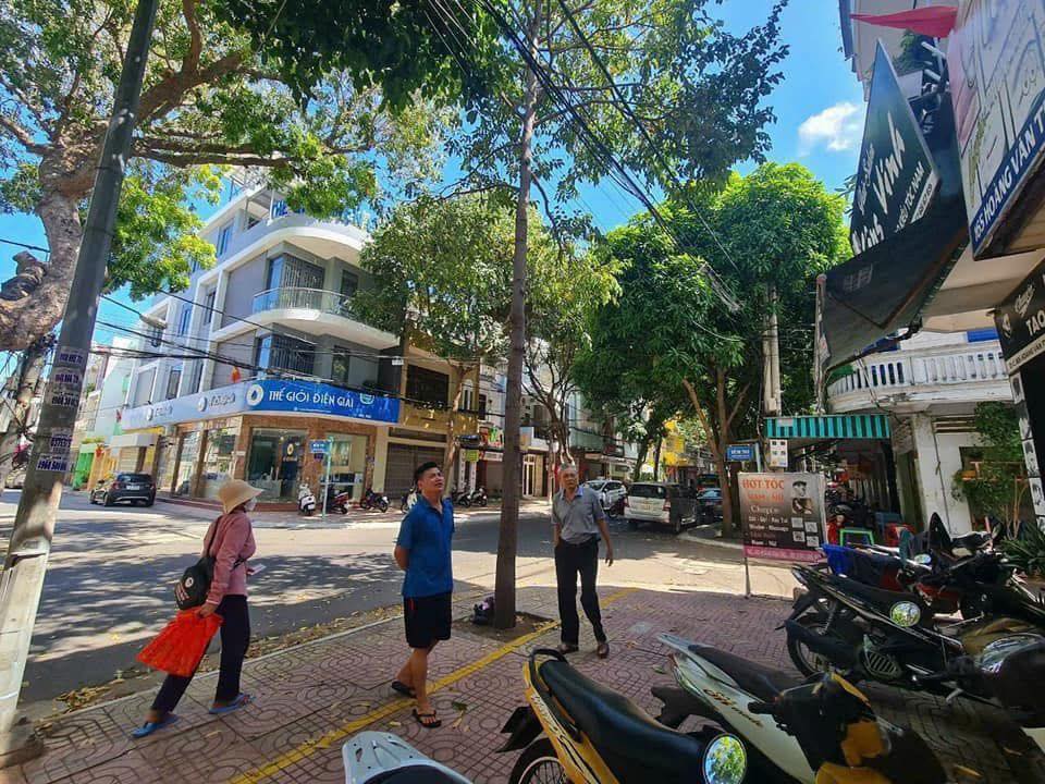 Nhà mặt tiền Đinh Công Trứ, Sơn Trà 27 triệu/tháng - Thích hợp KD lưu trú!