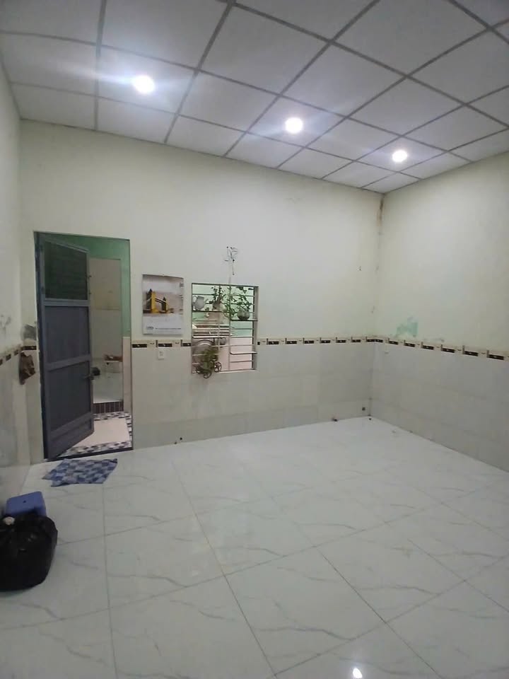 Cho thuê phòng mặt tiền Mỹ Khê 7, 25m² - Giá 3 triệu/tháng