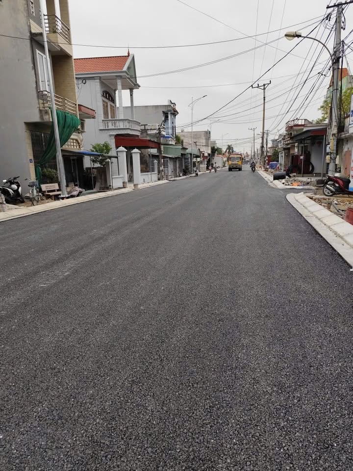 Đất nền Dương Kinh 198m² mặt đường mới, Sổ đỏ chính chủ!