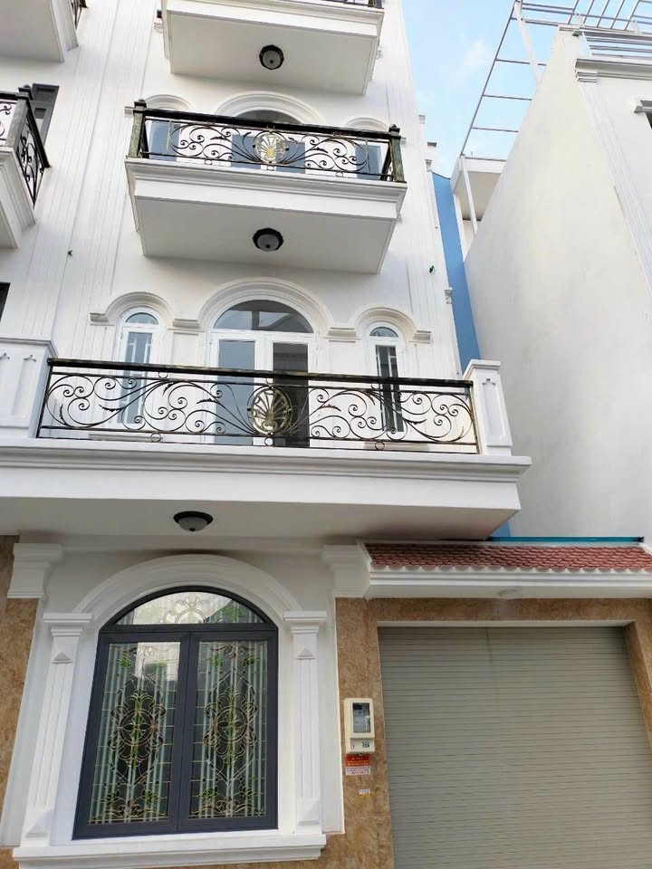 Townhouse Hiệp Thành Gò Vấp 72m² 15 triệu - Ô tô vào nhà