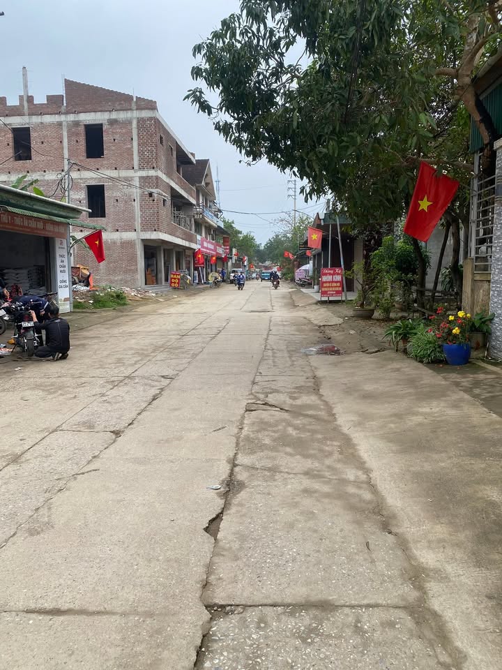 Bán Đất Mặt Tiền Nguyễn Huệ, Hương Khê, Hà Tĩnh - 176m²